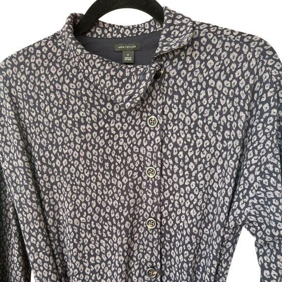 Ann Taylor Women's Gray Leopard Button Down Career Winter Midi Dress Size 8 - Picture 2 of 5